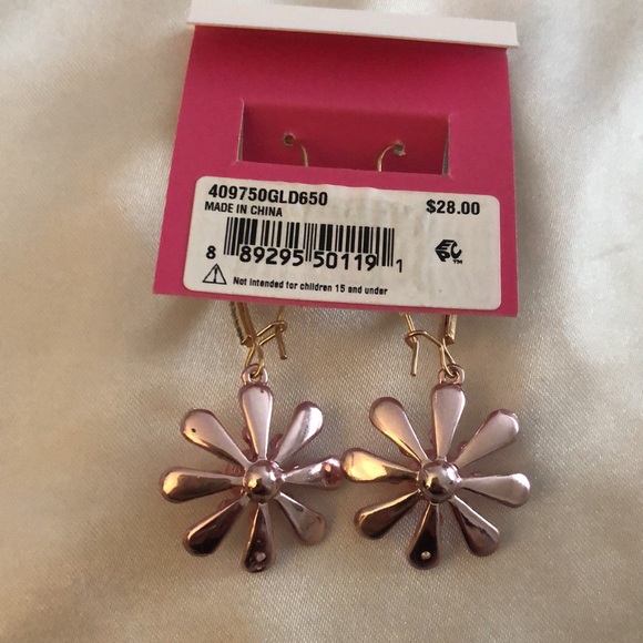Betsey Johnson Pink Metallic Flower Drop Earrings Faux Pearl & Crystal NWT - Picture 9 of 10